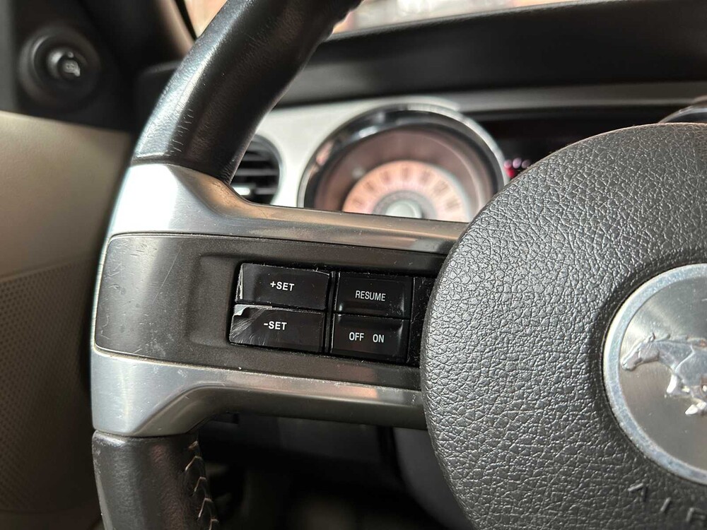 Ford Mustang Cabriolet 3.7 V6 310pk 2011