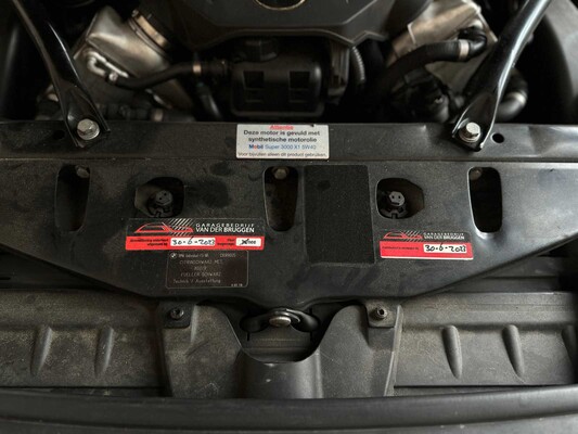 BMW 550i 4.4 V8 High Executive M-Sport F11 408pk 2011 5-serie Touring, HP-259-J
