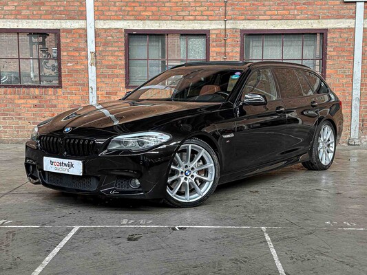BMW 550i 4.4 V8 High Executive M-Sport F11 408pk 2011 5-serie Touring, HP-259-J