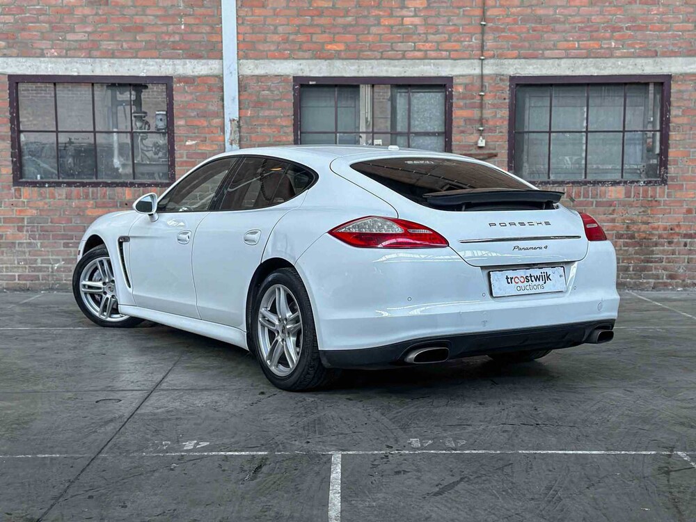 Porsche Panamera 3.6 V6 304pk 2011