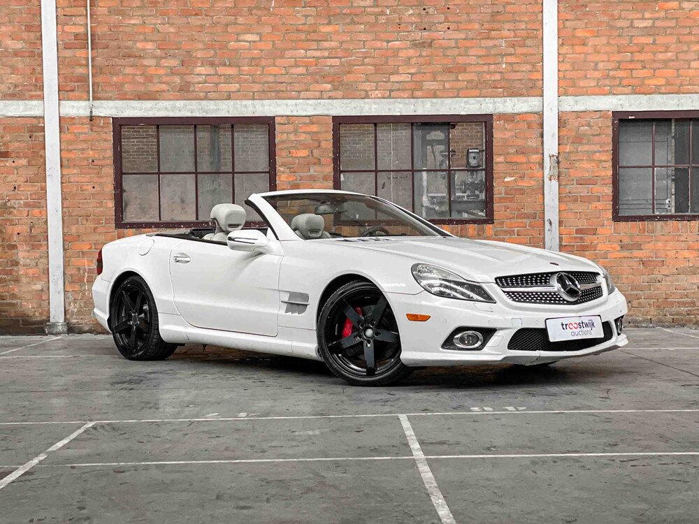 Mercedes-Benz SL550 AMG 5.5 V8 R230 382pk 2011
