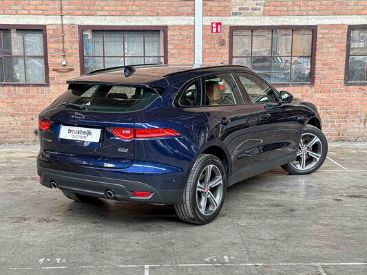 Jaguar F-PACE 2.0 Portfolio AWD 25d 241PS 2017, SV-524-B