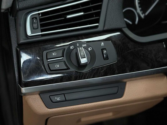 BMW ActiveHybrid7 F04 4.4 V8 465pk 2011