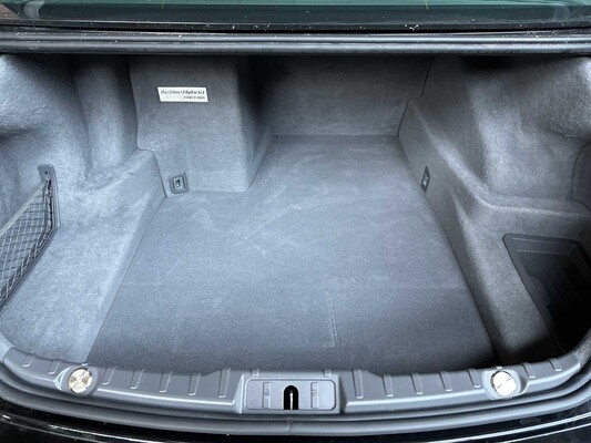 BMW ActiveHybrid7 F04 4.4 V8 465hp 2011