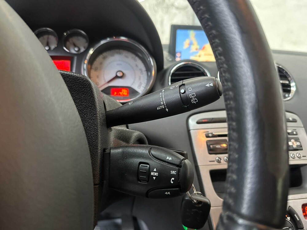 Peugeot 308 1.6 VTi Mill. 200 120PS 2011, 19-RJB-5