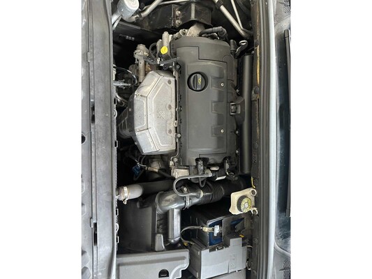 Peugeot 308 1.6 VTi Mill. 200 120pk 2011, 19-RJB-5