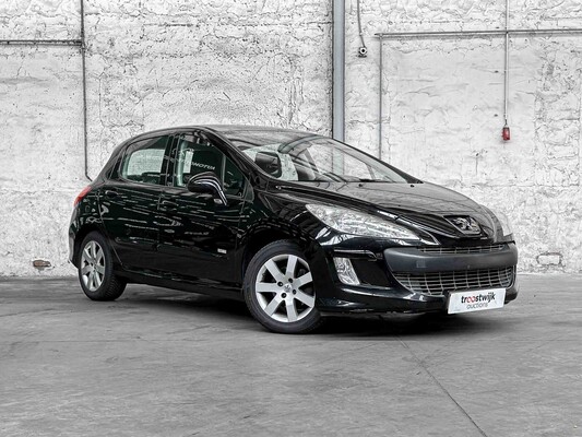 Peugeot 308 1.6 VTi Mill. 200 120pk 2011, 19-RJB-5