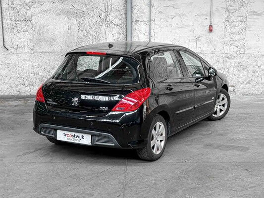 Peugeot 308 1.6 VTi Mill. 200 120pk 2011, 19-RJB-5
