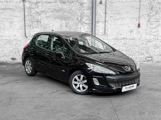 Peugeot 308 1.6 VTi Mill. 200 120pk 2011, 19-RJB-5