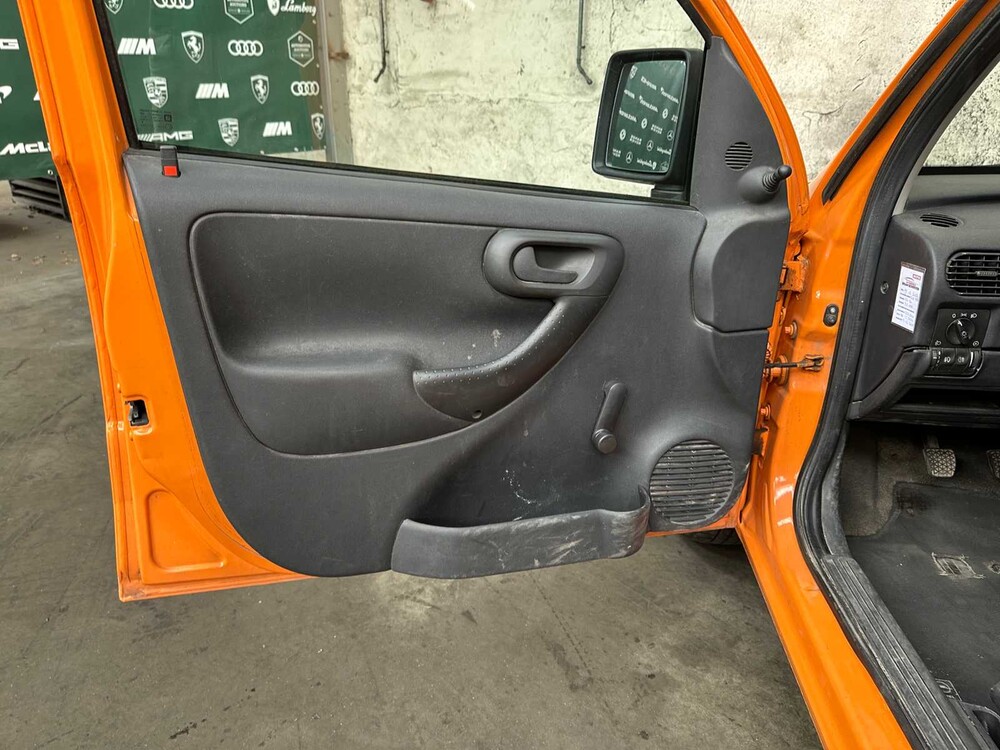 Opel Combo 1.3 CDTi Base 75PS 2011, 1-VNN-26