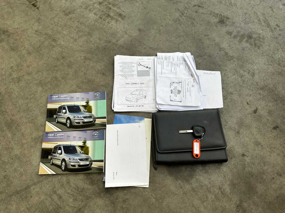 Opel Combo 1.3 CDTi Base 75PS 2011, 1-VNN-26