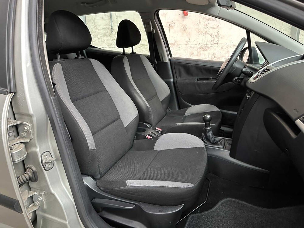 Peugeot 207 SW 1.4 X-line 73PS 2008, 08-XT-GX