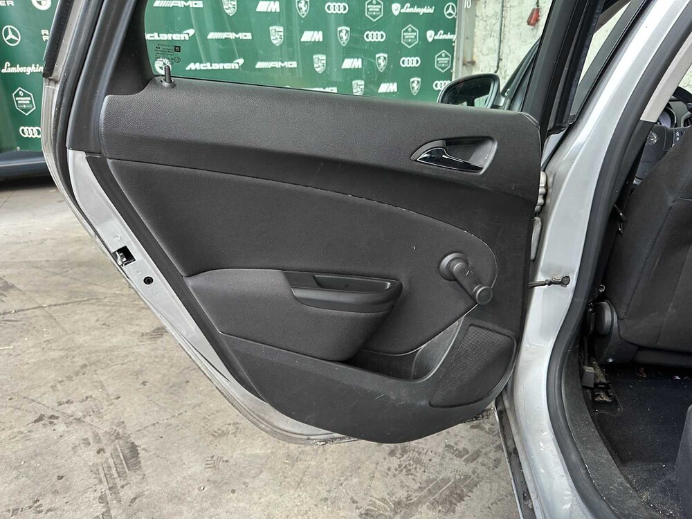 Opel Astra Sports Tourer 1.4 Cosmo 101PS 2012, 43-ZJF-1