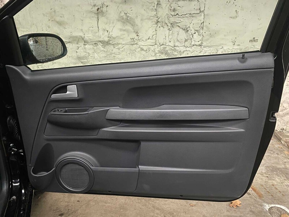 Volkswagen Fox 1.2 Trendline 54PS 2005 -Geburtsdatum NL- 79-RZ-LR