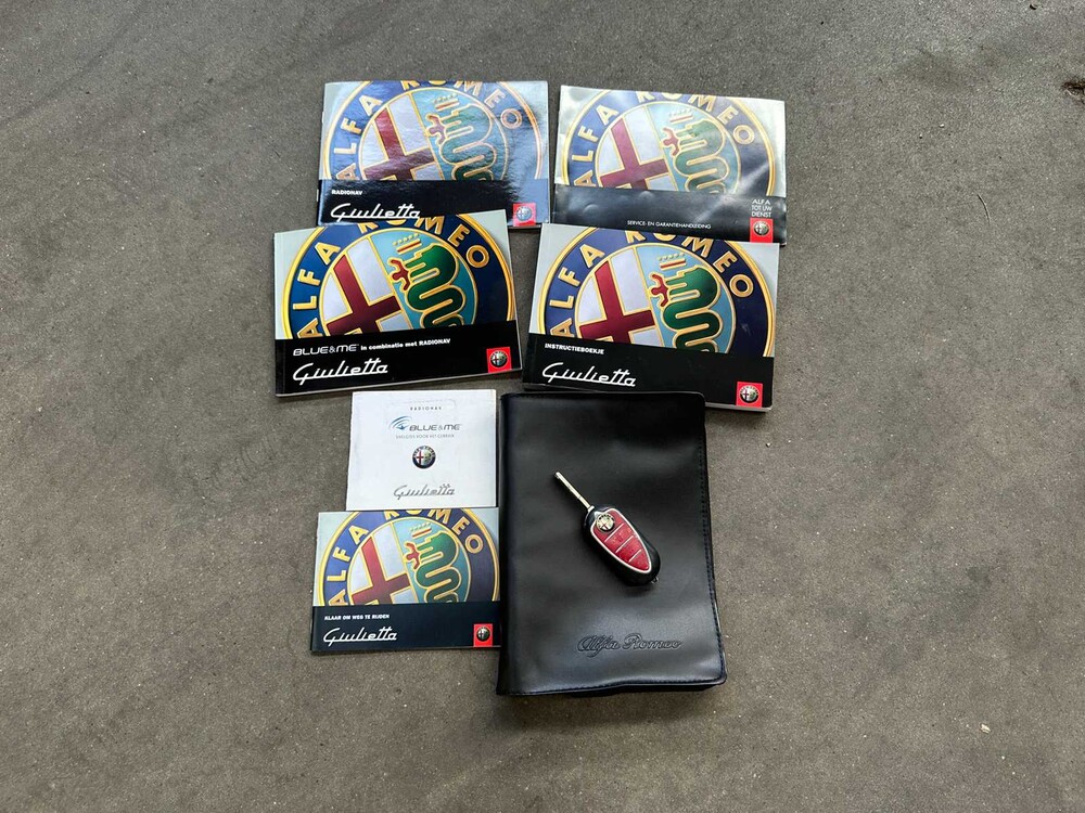 Alfa Romeo Giulietta 1.4 T Distinctive 170PS 2011, 12-RRR-7