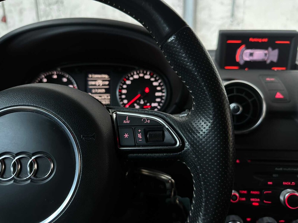 Audi A1 Sportback 1.4 TFSI S-line PDC 122PS 2013, 7-KFN-93