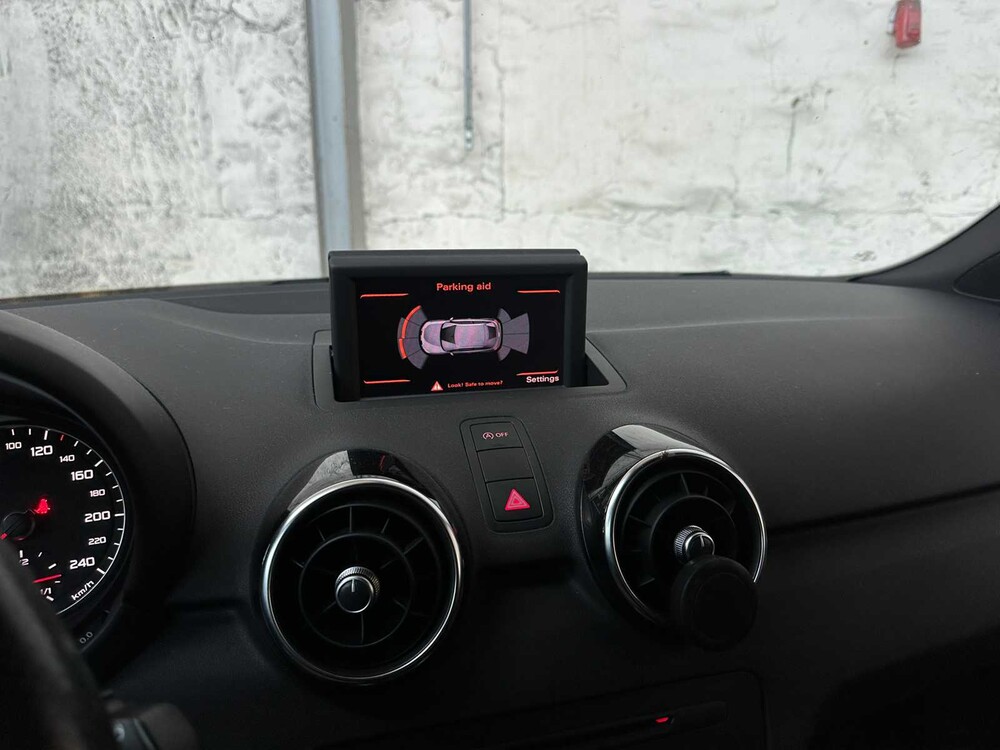 Audi A1 Sportback 1.4 TFSI S-line PDC 122PS 2013, 7-KFN-93