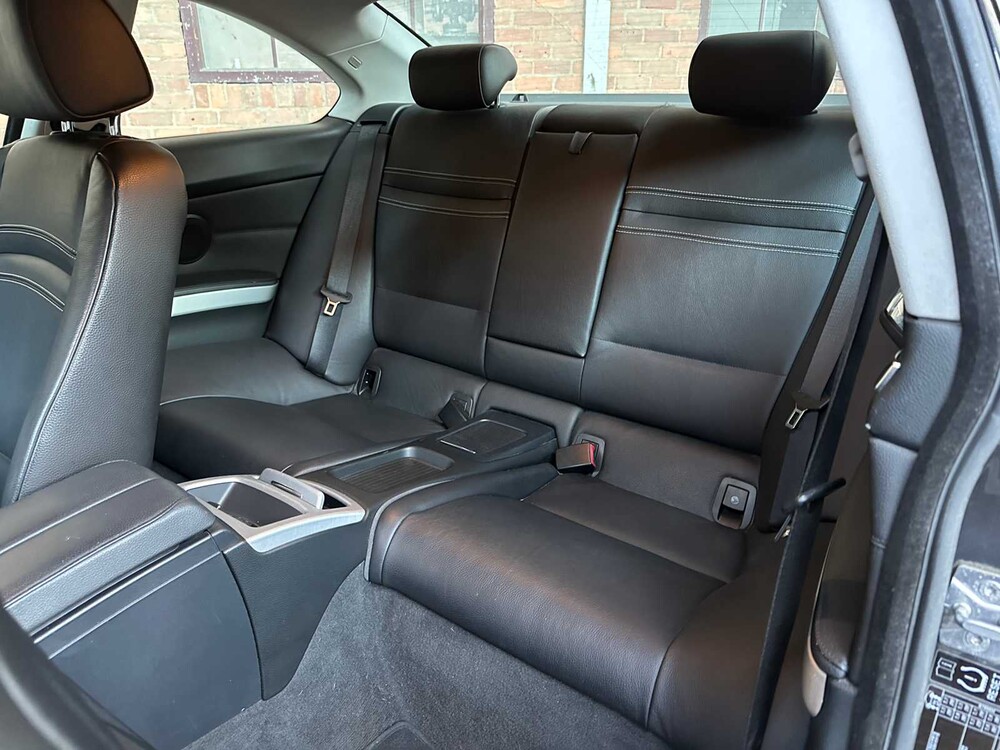 BMW 320i Corp.L.Min. Ed. 3er Coupé 163PS 2011, 86-SPS-8