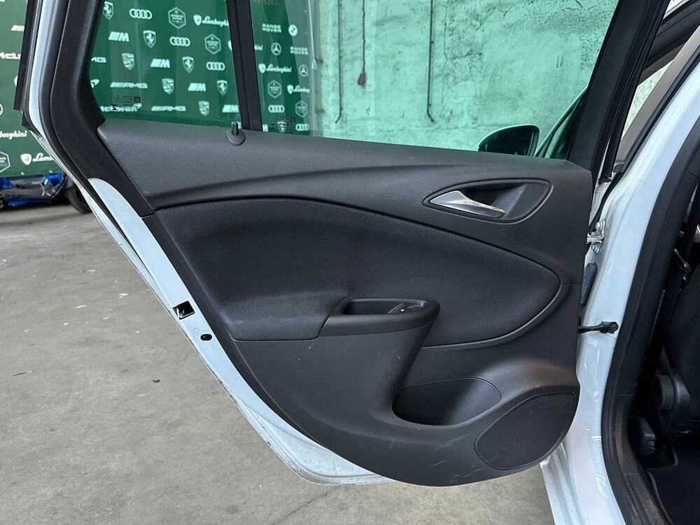 Opel Astra ST 1.2T Business 145PS 2020, H-905-ZX