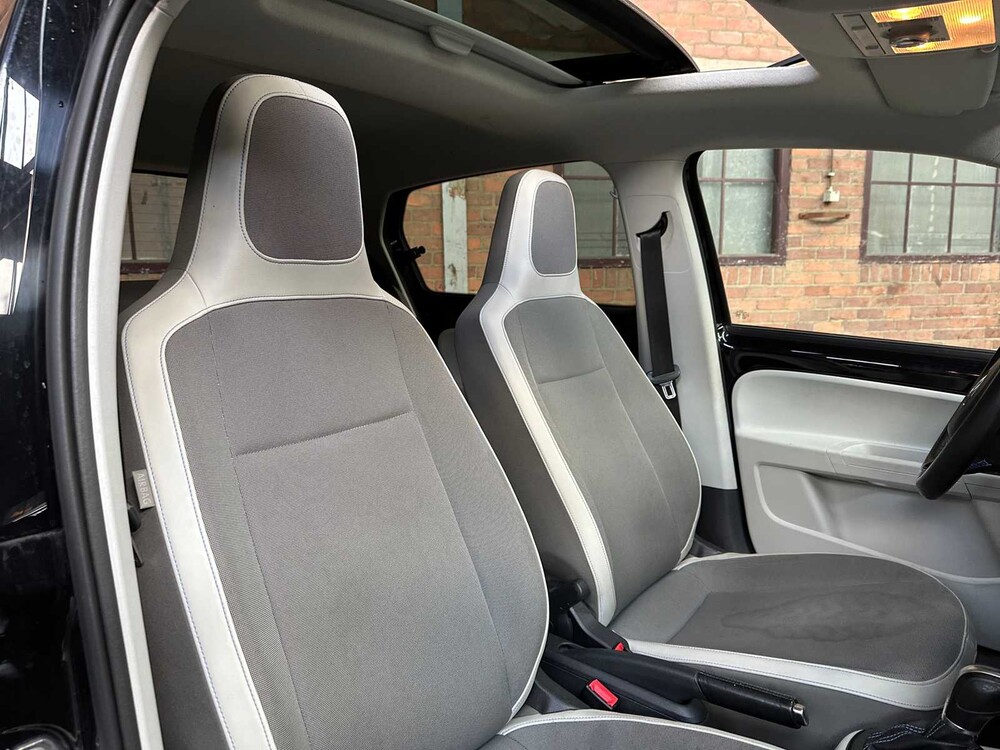 Volkswagen e-Up! 60kW Baujahr 2015, R-694-XD