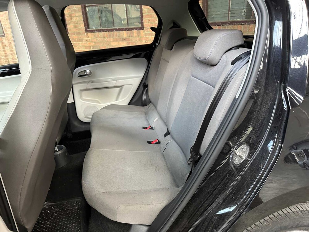 Volkswagen e-Up! 60kW Baujahr 2015, R-694-XD