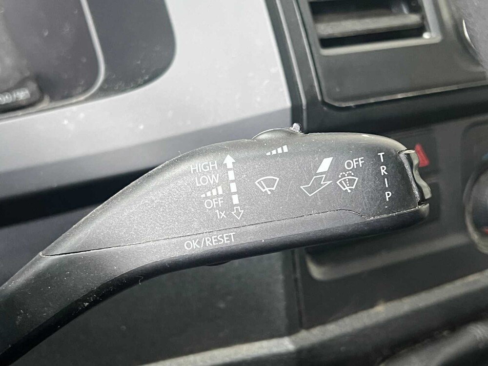 Volkswagen Transporter 2.0 TDI L1H1 Highl. 84PS 2018, V-236-PF