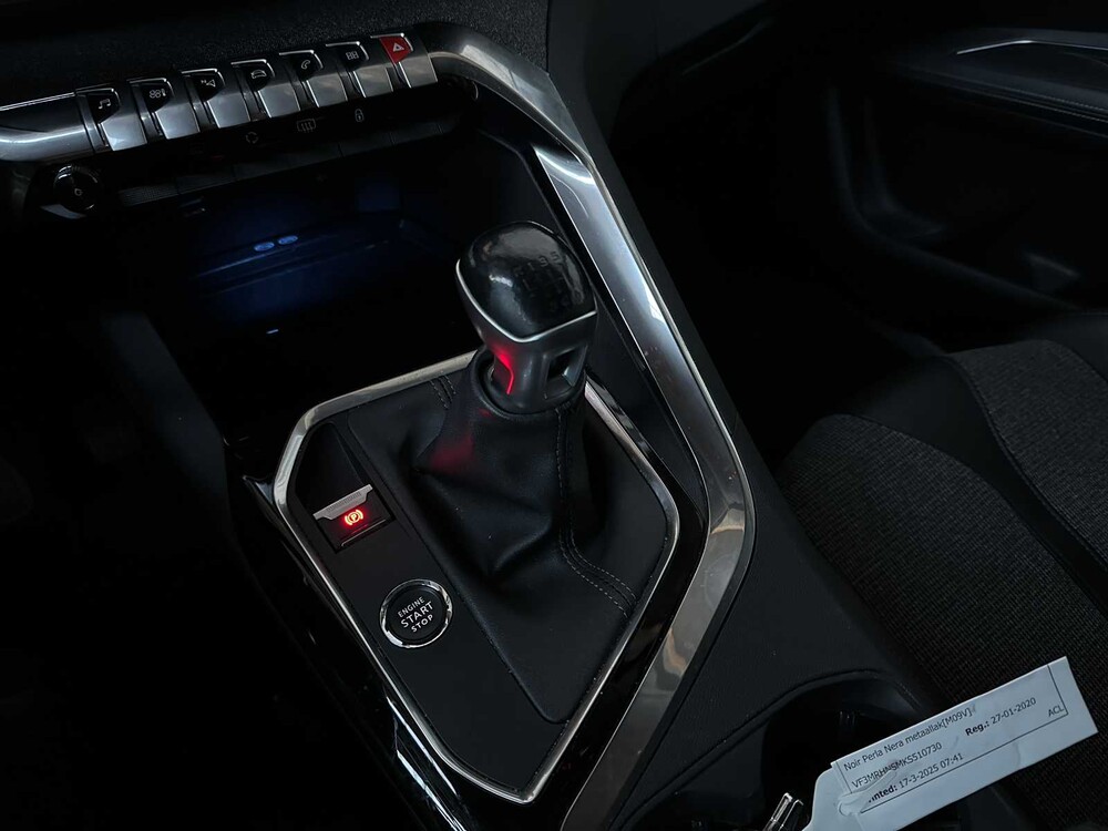 Peugeot 3008 1.2 PureTech BL Prem 131PS 2020, G-568-ZG