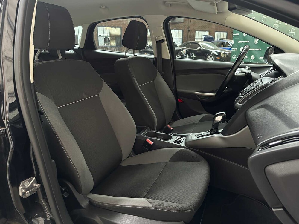 Ford Focus 1.6 TI-VCT Titan -Automatik- 125PS 2013, HZ-292-H