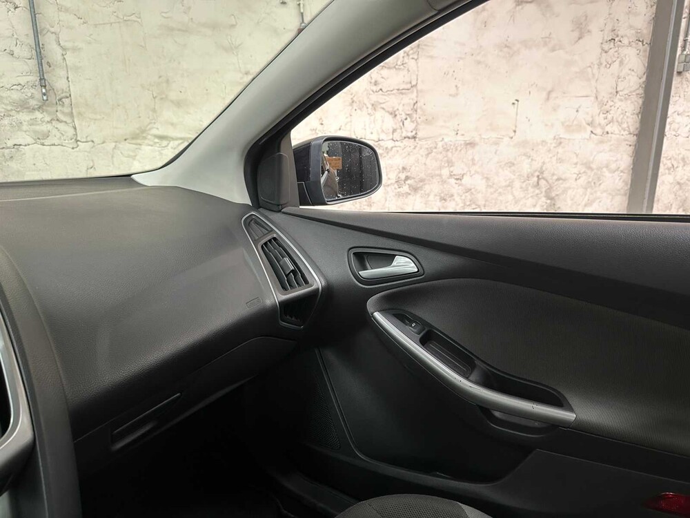 Ford Focus 1.6 TI-VCT Titan -Automatik- 125PS 2013, HZ-292-H