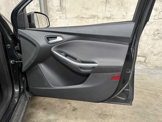 Ford Focus 1.6 TI-VCT Titanium -Automaat- 125pk 2013, HZ-292-H
