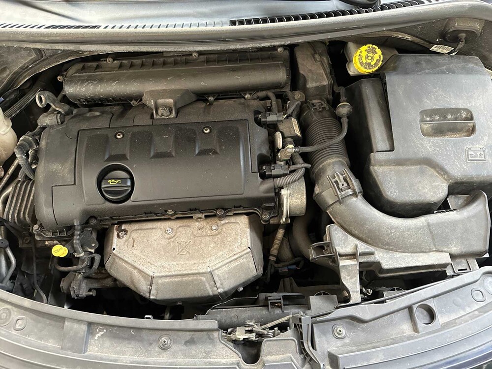 Peugeot 207 1.6 VTi Première 120PS 2009, 80-KGP-6