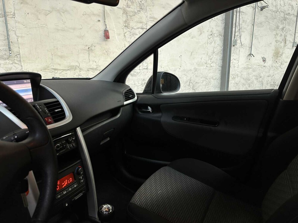 Peugeot 207 1.6 VTi Première 120PS 2009, 80-KGP-6