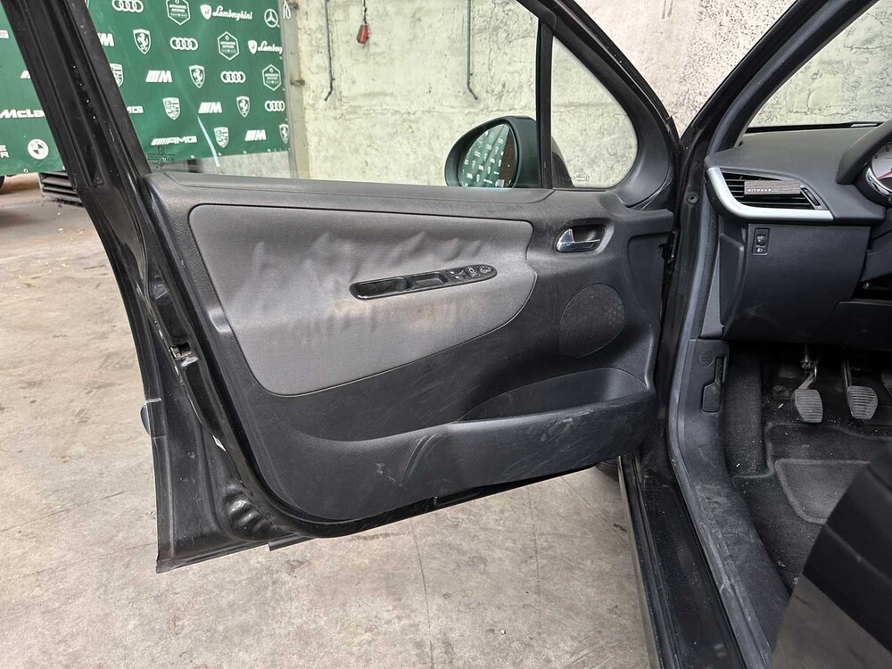 Peugeot 207 1.6 VTi Première 120PS 2009, 80-KGP-6