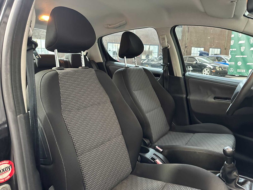 Peugeot 207 1.6 VTi Première 120PS 2009, 80-KGP-6