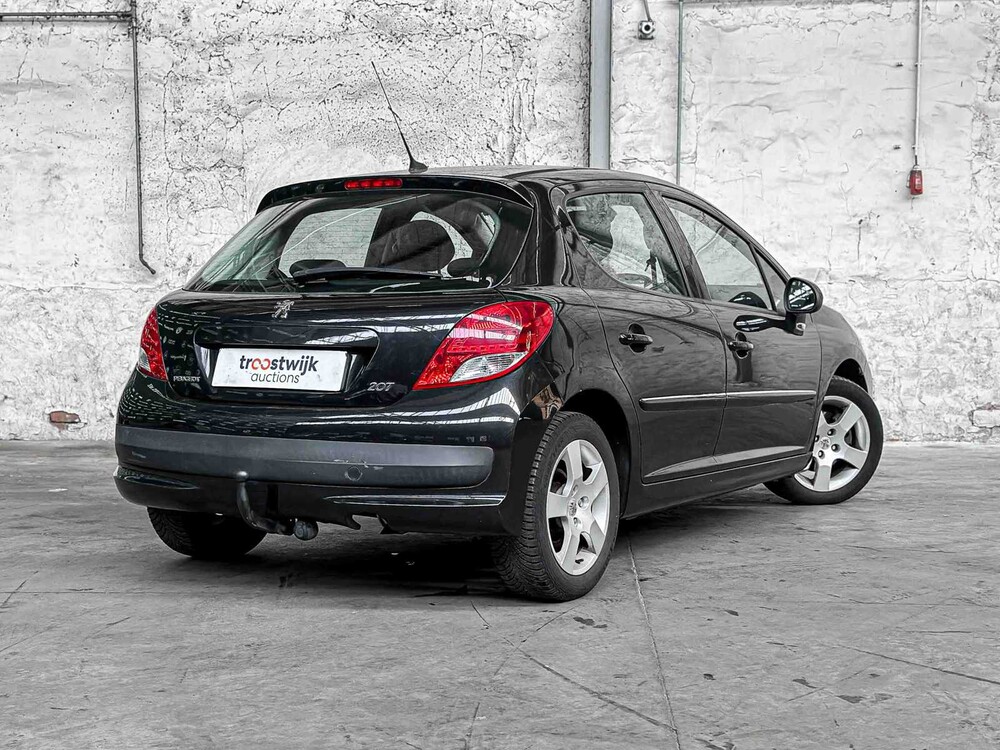 Peugeot 207 1.6 VTi Première 120PS 2009, 80-KGP-6