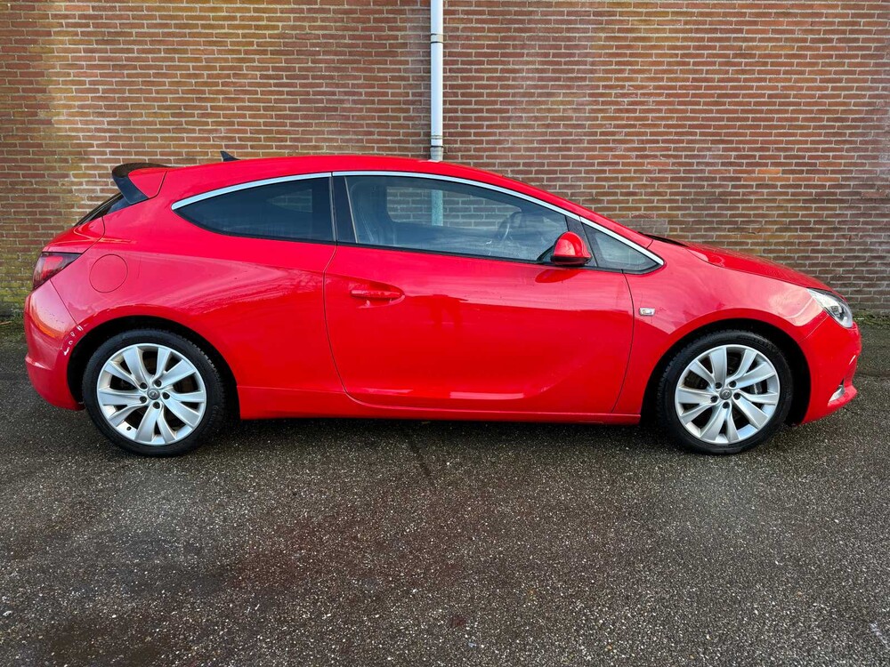 Opel Astra GTC OPC 2.0 Turbo km:99961 Baujahr:2012 