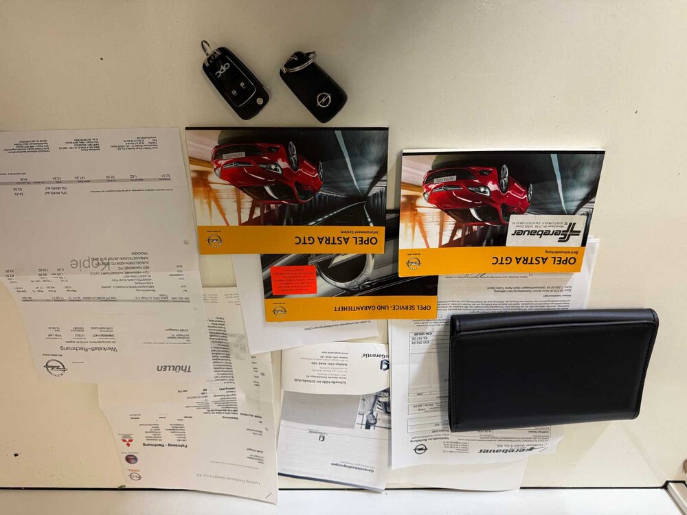 Opel Astra GTC OPC 2.0 Turbo km:99961 Baujahr:2012 