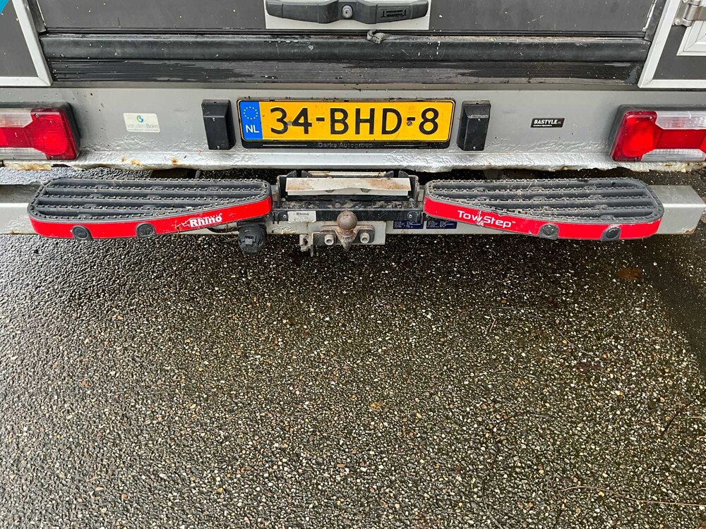 Iveco 50-C17 Glas-LKW mit Werkstattausrüstung und Glasträgern (elektrisch abschließbar) 185996km Baujahr: 2016, 34-BHD-8