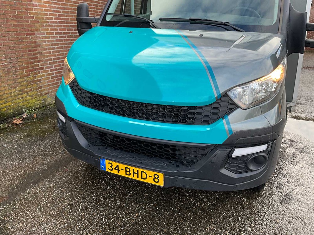 Iveco 50-C17 Glas-LKW mit Werkstattausrüstung und Glasträgern (elektrisch abschließbar) 185996km Baujahr: 2016, 34-BHD-8