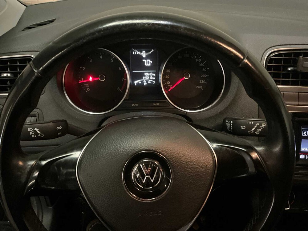 Volkswagen Polo Comfortline 149.215km Baujahr: 2015, RG-236-N
