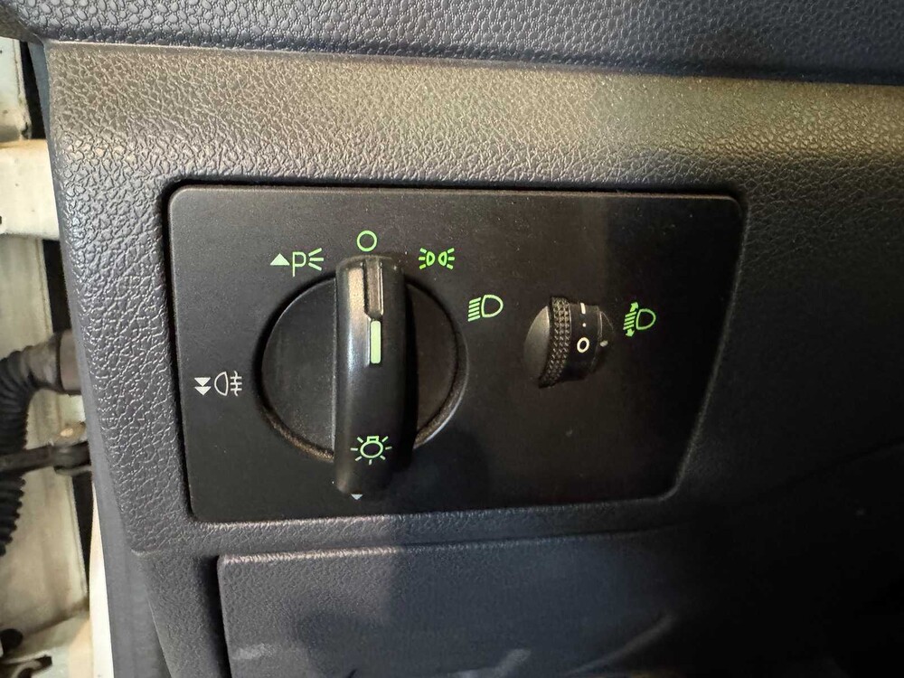 Ford - Transit Connect T220S 1.8 TDCi Trend Jahr: 2012 - 8-VVF-57