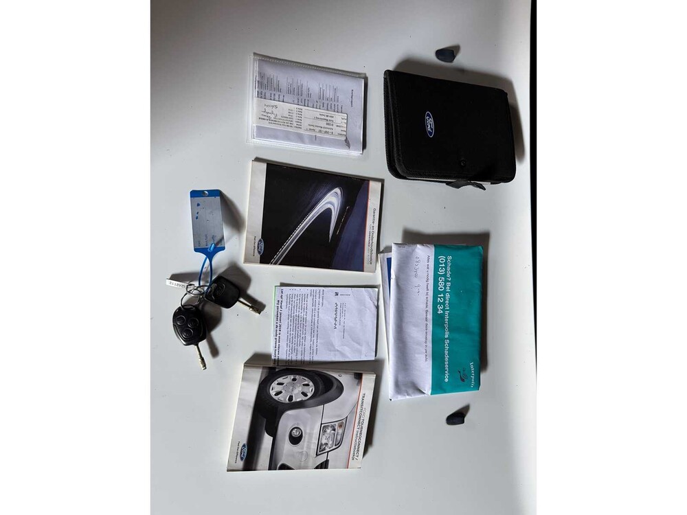 Ford - Transit Connect T220S 1.8 TDCi Trend Jahr: 2012 - 8-VVF-57