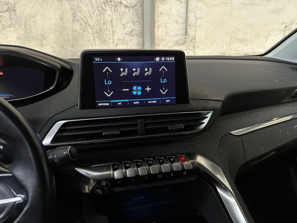 Peugeot 5008 1.6 PureT. BL. Prem. 181PS 2019, XH-072-L