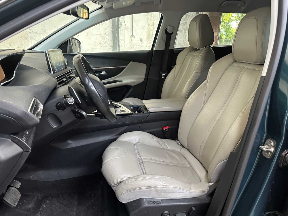 Peugeot 5008 1.6 PureT. BL. Prem. 181PS 2019, XH-072-L