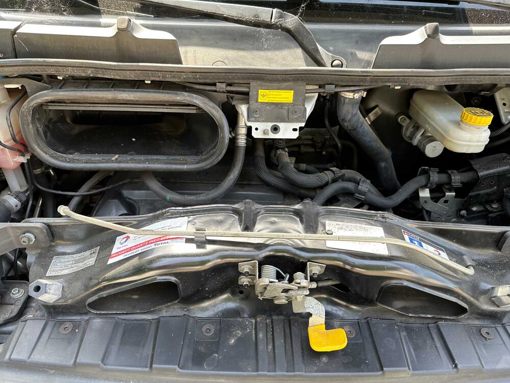 Peugeot Boxer 335 2.2 HDI L3 XR DC 131PS 2016, VX-519-P