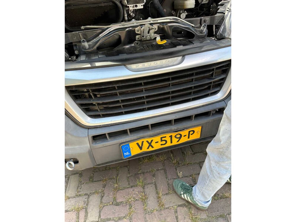 Peugeot Boxer 335 2.2 HDI L3 XR DC 131PS 2016, VX-519-P