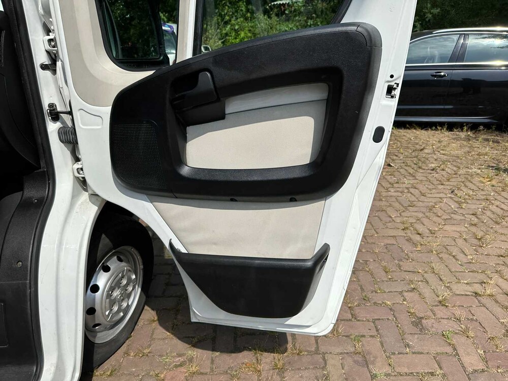 Peugeot Boxer 335 2.2 HDI L3 XR DC 131PS 2016, VX-519-P