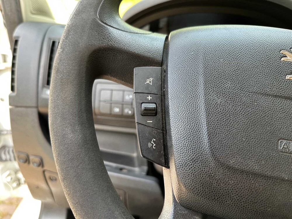 Peugeot Boxer 335 2.2 HDI L3 XR DC 131PS 2016, VX-519-P