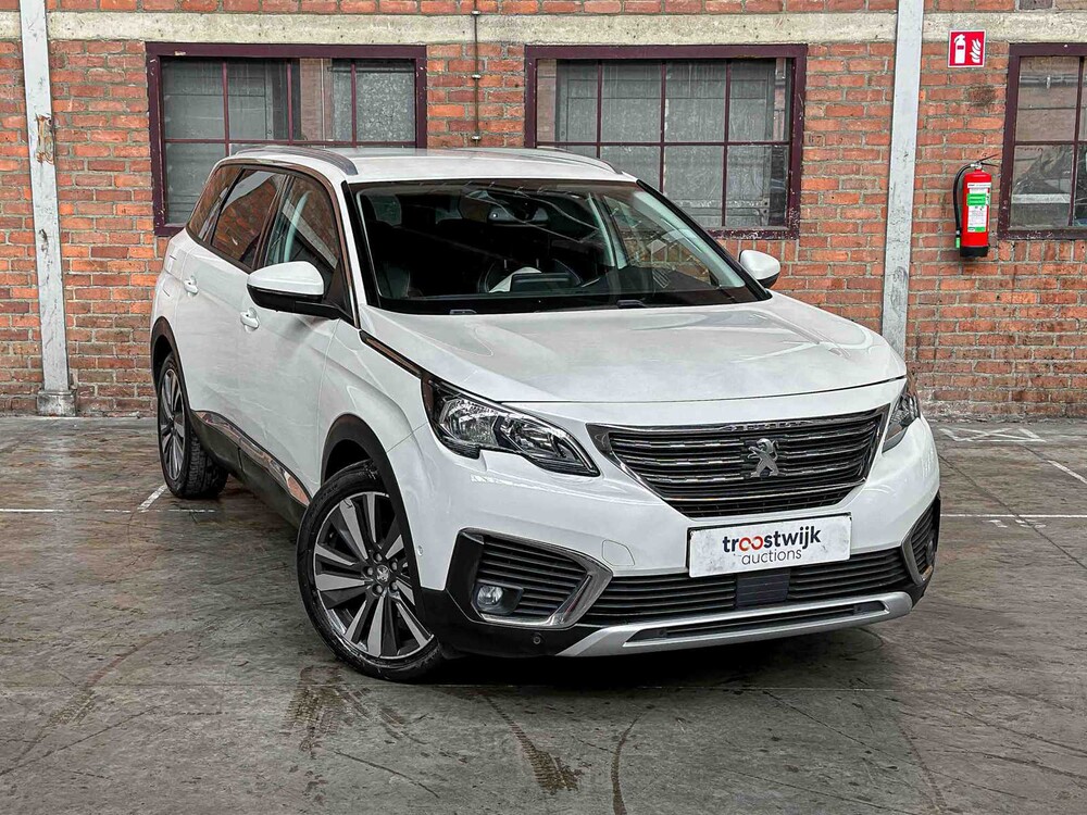 Peugeot 5008 1.2 PureTech Allure 131PS 2018 7-Sitzer, TX-880-H