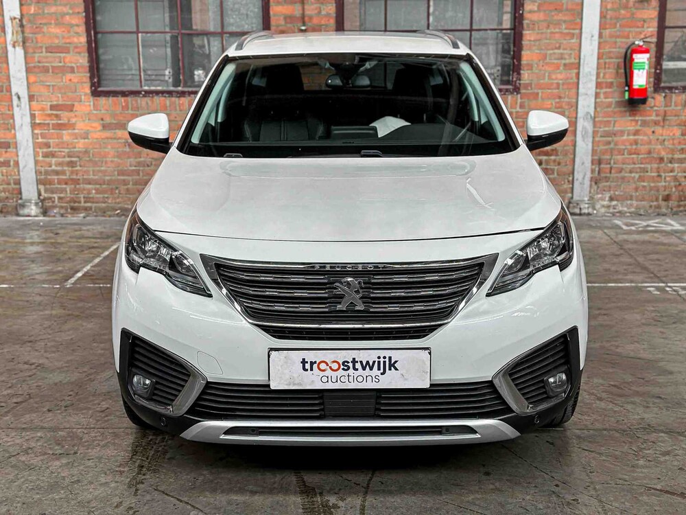 Peugeot 5008 1.2 PureTech Allure 131PS 2018 7-Sitzer, TX-880-H